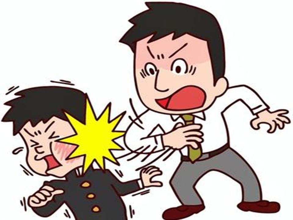 体罰とかありますか？  怖い人とか出てきますか？